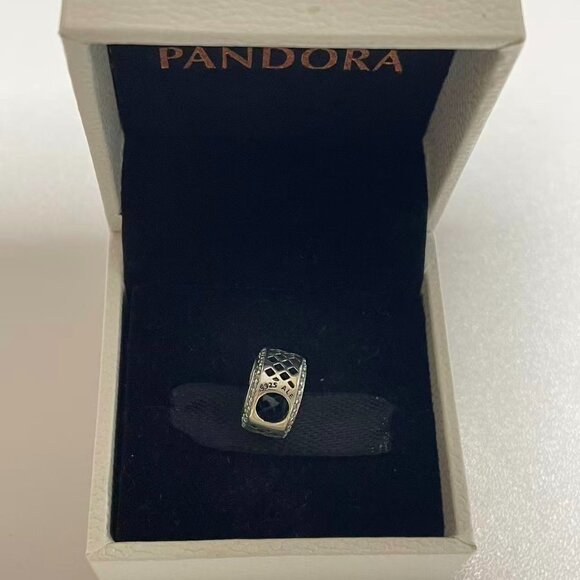 Pandora Cayman Islands Flag Exclusive Charm Bead - Picture 3 of 5